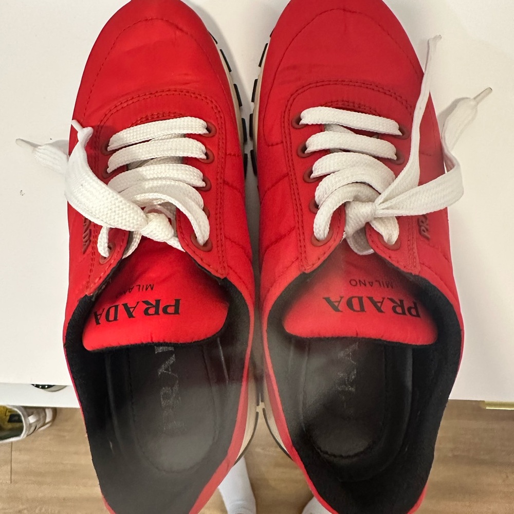 Prada women red sneakers - Picture 4 of 5